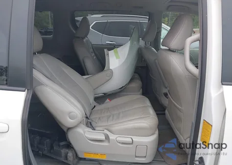 2011 Toyota Sienna Xle from USA, damaged, VIN 5TDDK3DC3BS020227